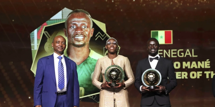 Mane, Oshoala crowned 2022 Men’s and Women’s Players of the Year at CAF Awards
