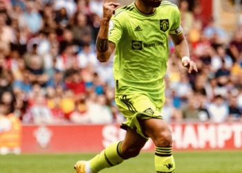 Manchester United beat Southampton for second straight win