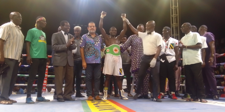 Loren Japhet wins WABU super featherweight title