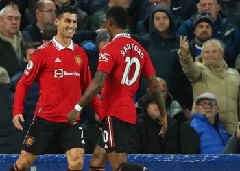 Cristiano Ronaldo nets 700th club goal to hand Manchester United win at Everton