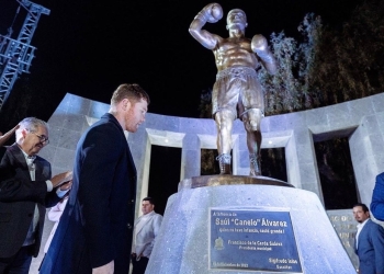 Hometown hero: Juanacatlan pays tribute to Canelo with a statue