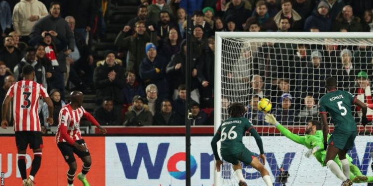 Brentford stun Liverpool 3-1