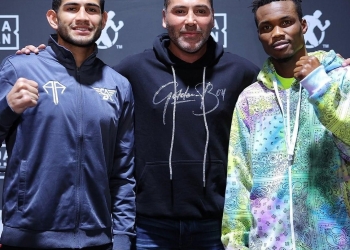 Ghana’s Ashie will be tough opponent for Rocha – Oscar de la Hoya