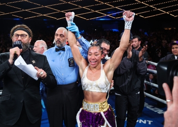 Baumgardner overwhelms Mekhaled and owns the four crowns