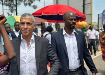 Chris Hughton joins in Akwasidae celebrations ahead of unveiling as Black Stars coach