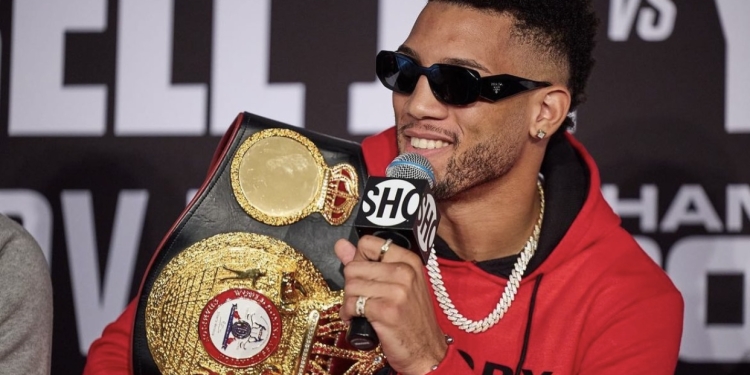 Benavidez, but focuses on Agbeko first