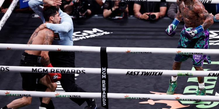 Julio Cesar Chavez on Gervonta Davis’ KO of Ryan Garcia: He didn’t even hit him