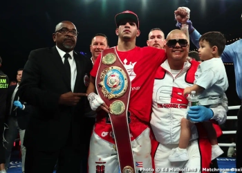 Edgar Berlanga beats Quigley to remain undefeated