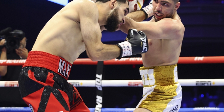 Cortes stops Martinez on Estrada-Yudica undercard