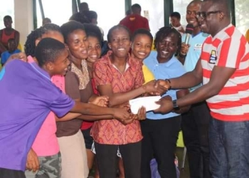 Female Black Loopers receive winning bonuses for WTTC bronze medal feat