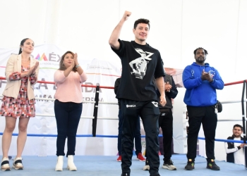 “Camarón” Zepeda motivates the young people of his city