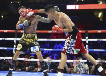 ‘Vaquero’ Navarrete outlasts Oscar Valdez in brutal all-Mexican showdown