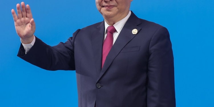 Chinese President Xi Jinping joins in celebration of youth at Chengdu 2021 Opening Ceremony