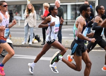 Breaking: Assefa smashes world marathon record in Berlin with 2:11:53