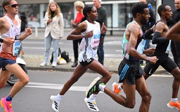 Breaking: Assefa smashes world marathon record in Berlin with 2:11:53