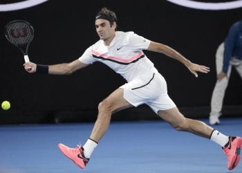 Federer match-worn outfit from 20th major title run expected to fetch $35,000 at auction