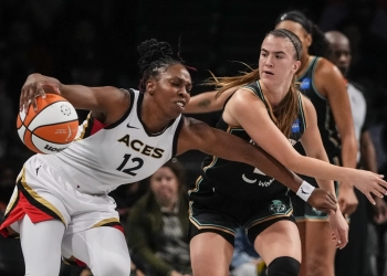 Aces star guard Chelsea Gray injured in fourth quarter against Liberty