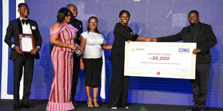 MTN Ghana crowned Marketing-oriented Telecommunications Company of year at CIMG Awards