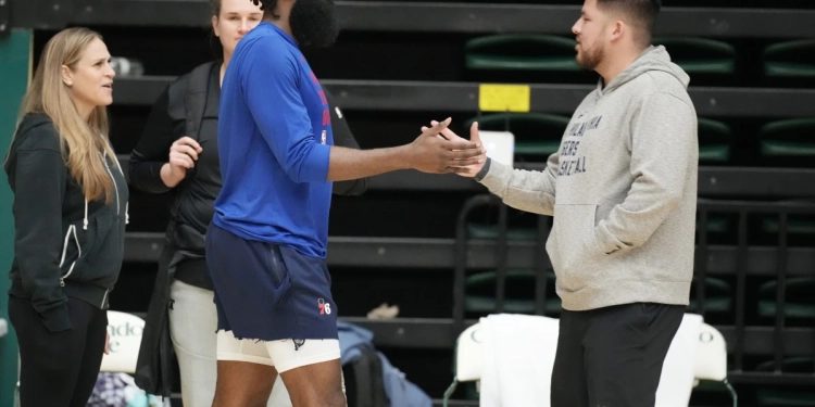 76ers tell James Harden to stay home ahead of season opener in Milwaukee