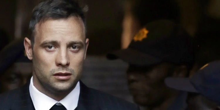 Seeking parole, Pistorius meets with girlfriend’s father