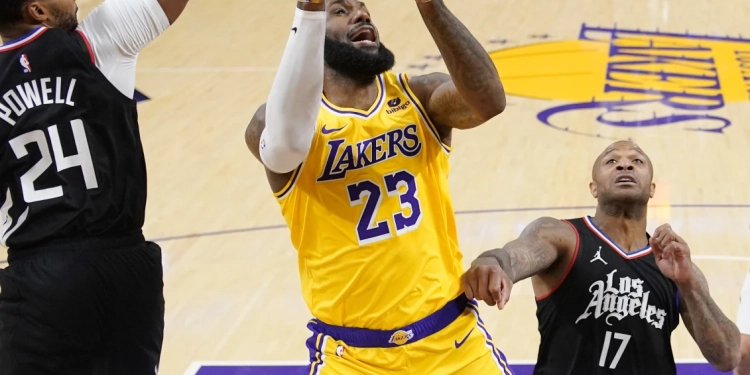 Lakers beat Clippers 130-125 in OT, snap 11-game losing streak in LA rivalry