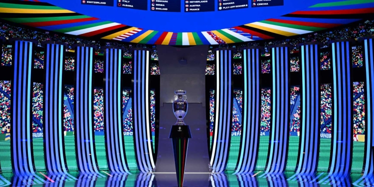 Pressure on hosts as Germany face Euro opening against Scotland