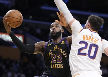 Lakers beat Suns to advance to NBA In-Season Tournament semifinals in Vegas