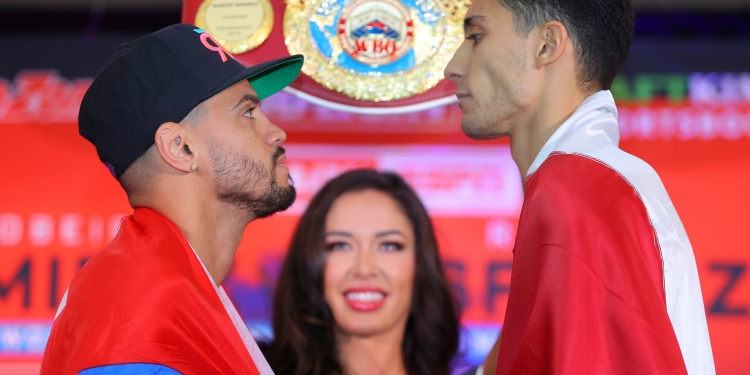 Robeisy Ramirez on weight for world title defence against Rafael Espinoza