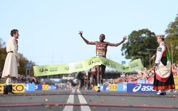 Sawe breaks course record in Bolzano
