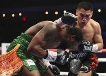 Ortiz’s perfect KO streak continues with controversial 1