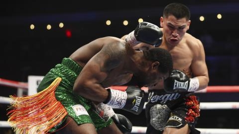 Ortiz’s perfect KO streak continues with controversial 1