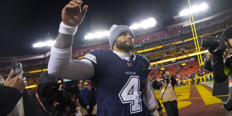 Bills, Cowboys were the NFL’s biggest winners in Week 18, securing the No. 2 seeds