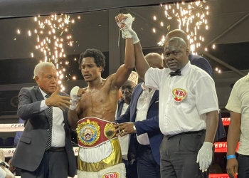 Mwakinyo TKOs Ghana’s Ahorgah in Zanzibar