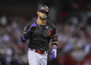 Gurriel would give up $18 million in Diamondbacks deal if he opts out after 2025 season