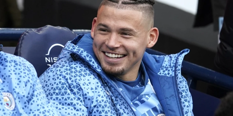 West Ham signs Kalvin Phillips on loan from Man City. England midfielder gets fresh start