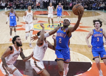 Gilgeous-Alexander helps Thunder overcome Wembanyama, Spurs, to win 4th straight 140-114