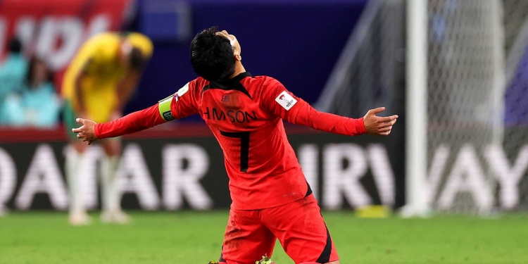 Captain Son pulls Koreans back from the brink to sink Australia in Asia Cup classic