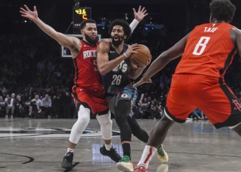 Spencer Dinwiddie signs with hometown Los Angeles Lakers after clearing waivers