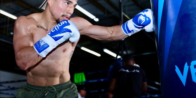 “There will definitely be a knockout” – Teofimo Lopez”