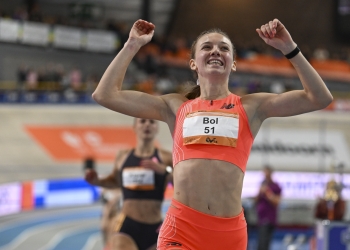 Bol breaks world indoor 400m record with 49.24 in Apeldoorn