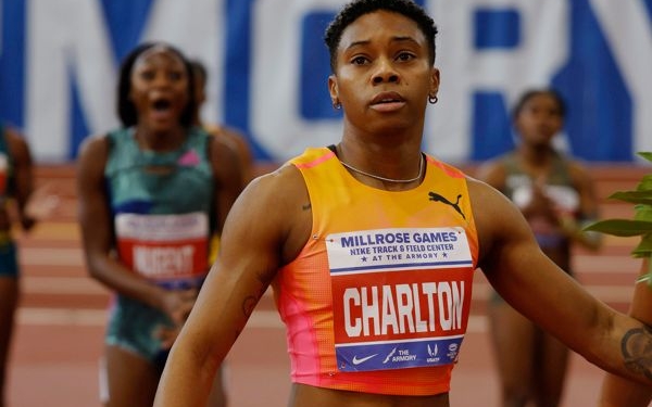 Devvynne Charlton breaks world 60m hurdles record in New York with 7.67