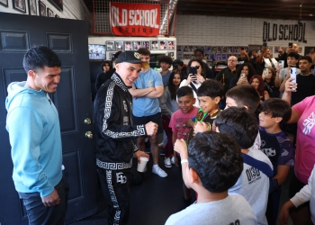 Oscar Valdez and Sergio Rodriguez Give Back to Local Phoenix Children Ahead of Friday’s world title doubleheader