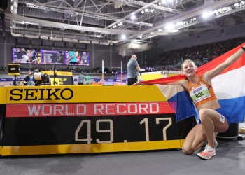 Bol stuns Glasgow with world record in a night of surprises in the 400m