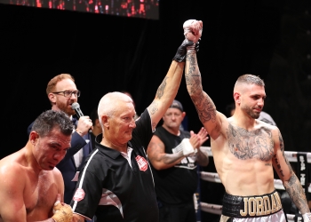 Laruccia remains undefeated with stunning knockout over Reyek