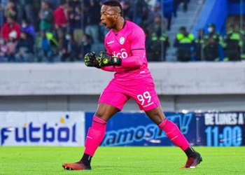 Ghanaian-born goalkeeper David Akologo earns Bolivia national team call-up