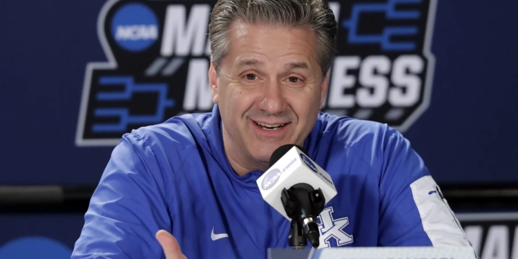 Arkansas hire John Calipari to coach the Razorbacks, a day after stepping down from Kentucky