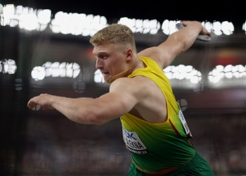 Alekna breaks discus world record with 74.35m in Oklahoma