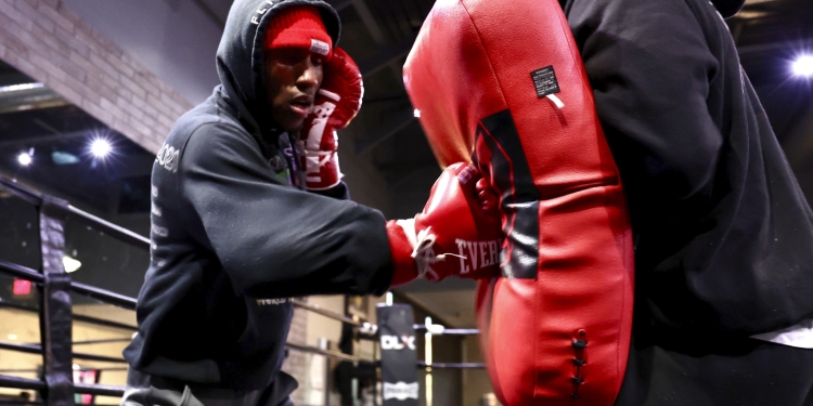 Bruce Carrington on return versus Jose Enrique Vivas: “I go in there to hurt!’