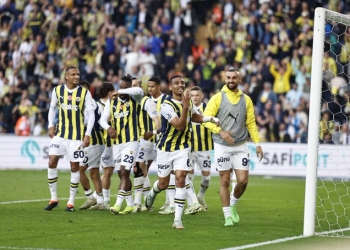Ghana defender Alexander Djiku scores as Fenerbahce beat Kayserispor