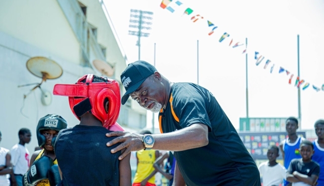 Azumah Nelson presents ‘Zoom Zoom Clinic’ to empower youth